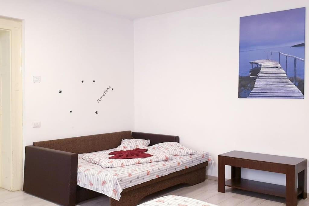 Holiday Cazare Brasov Ngoại thất bức ảnh